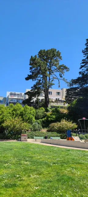 Sunnyside Playground Park