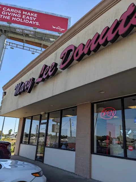Mary Lee Donuts
