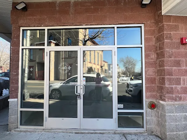 Cosy Cup Library (Café)