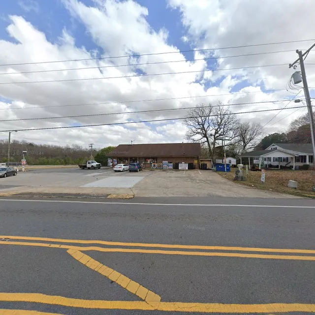 Lowery's Country Corner