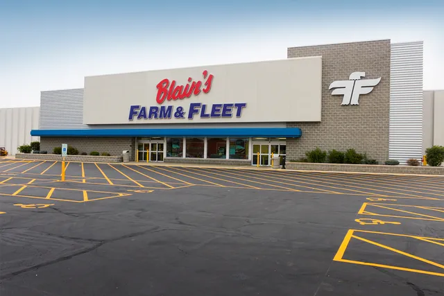 Blain's Farm & Fleet - Urbana, Illinois