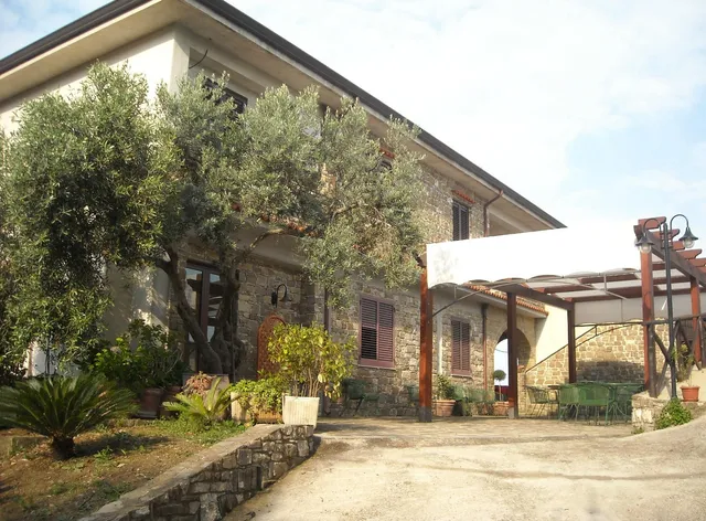 Hotel The Three Oaks