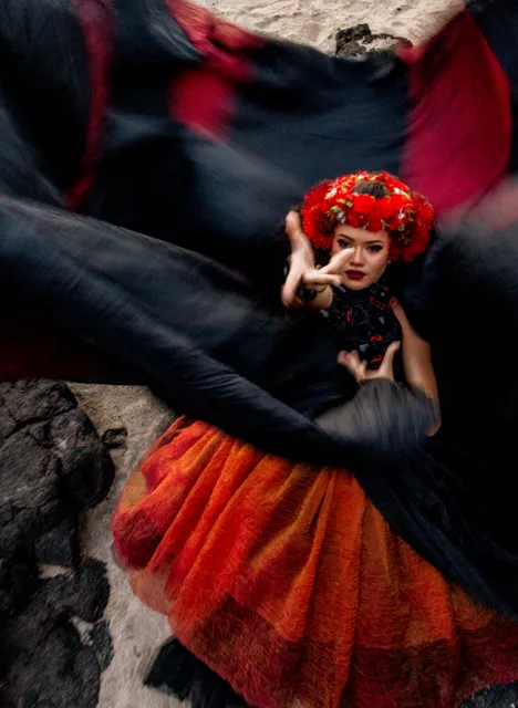 Feast & Fire Luau, OUTRIGGER Kona Resort & Spa