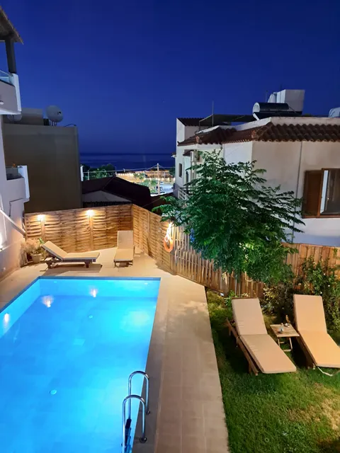 Mithos Premium Rooms