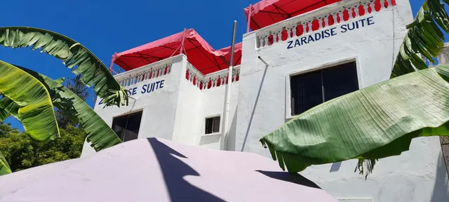 Zaradise Suites hotel