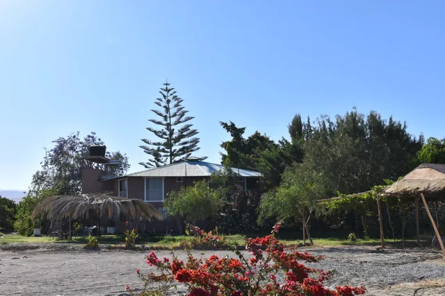 La Buena Tierra Pica