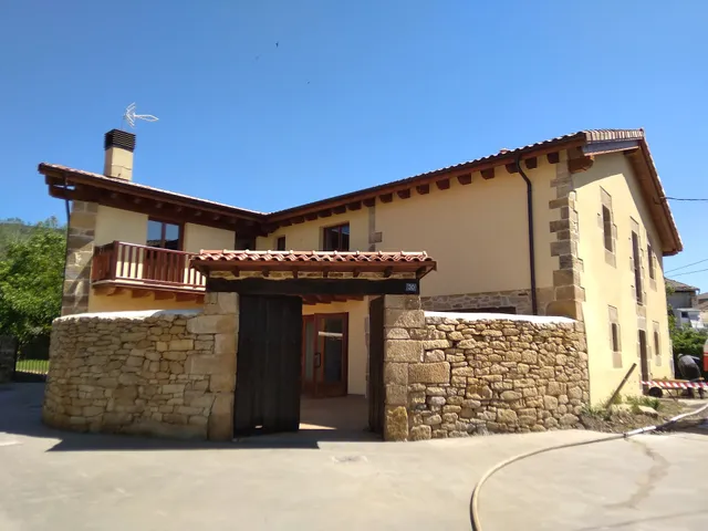 APARTAMENTOS TURÍSTICOS ACCESIBLES LA QUINTA DE SOTOSCUEVA