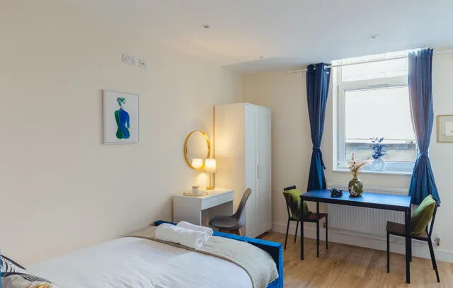 Crendon House Boutique Hotel