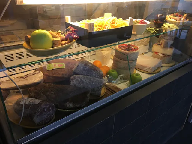 D.O.T. Chianti Street Food.