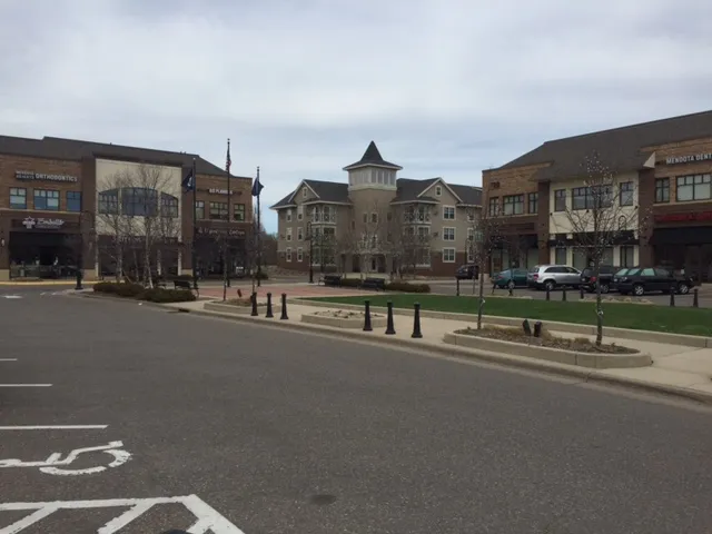 Embellir Gallery of Gems