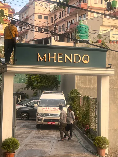 Mhendo Hotel & Studio Suites