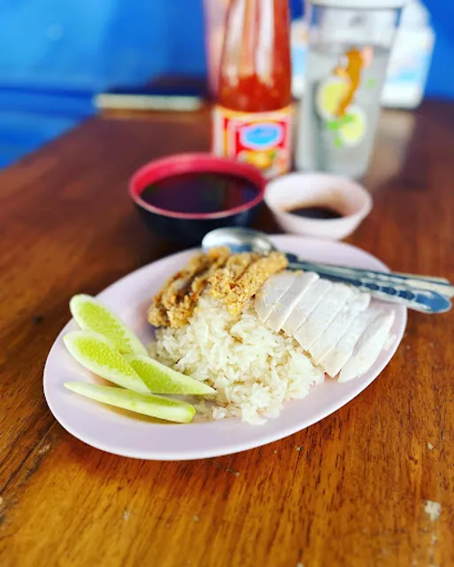 อรข้าวมันไก่ตอน•Onsunat Hainanese chicken rice 海南雞飯