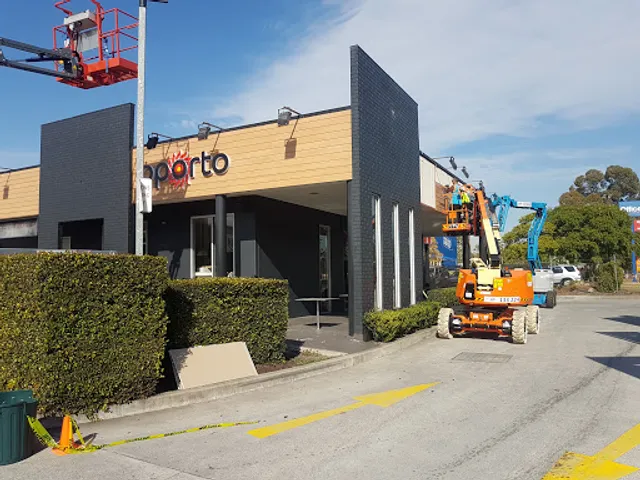 Oporto Liverpool Megacentre Drive Thru