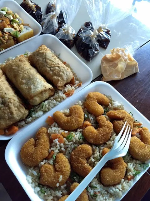 Yukio y Mariscos El Viejito