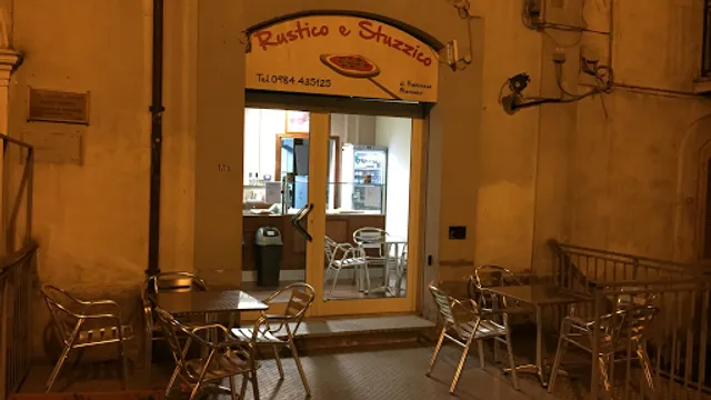 Rustico e Stuzzico di Mancuso Francesco