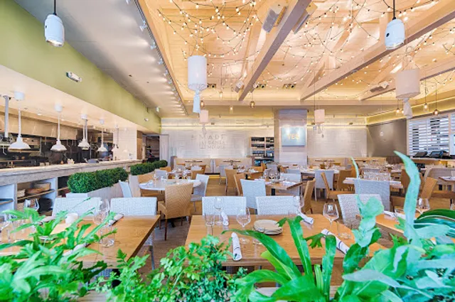 Summer House Santa Monica