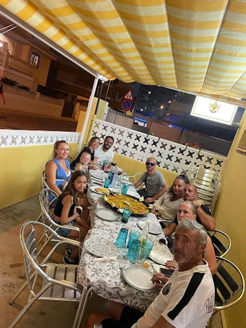 Cervecería los Delfines