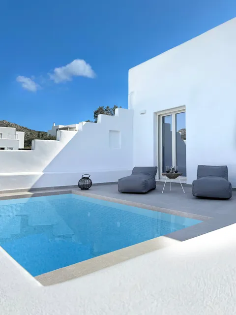 Theros Apartments Parikia