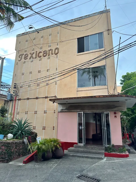 Texicano HOTEL & RESTAURANT