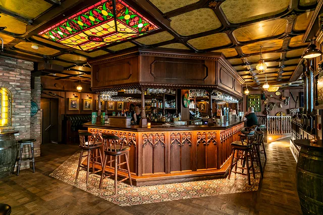 The Irishman Pub