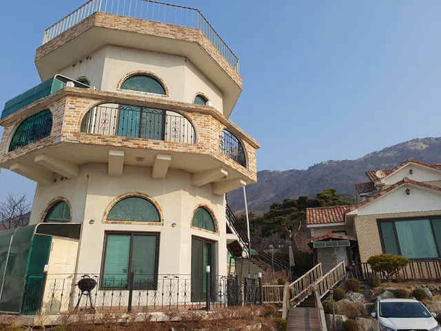 Ganghwa Rulruralra Pension