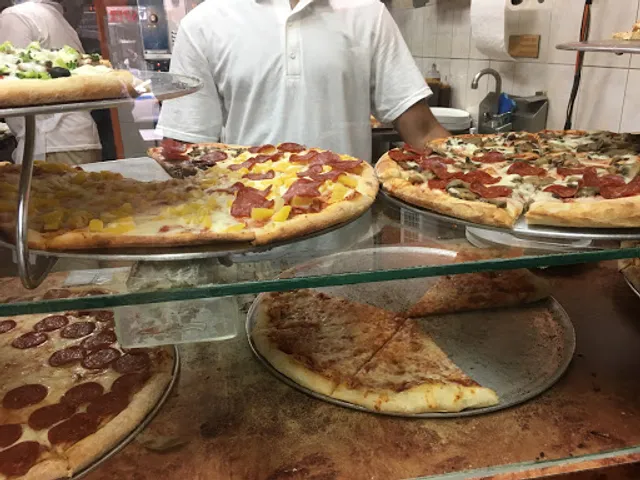 supreme pizza NY