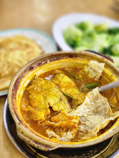 Kedai Makanan Hup Seang - Curry Fish Head