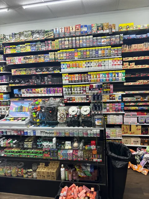 smoky monkey smoke shop