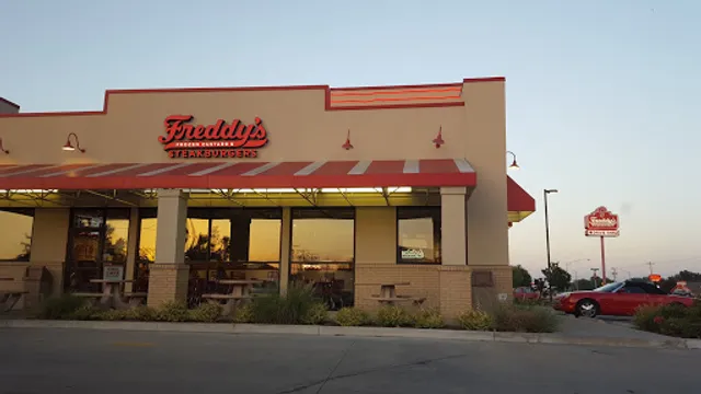 Freddy's Frozen Custard & Steakburgers