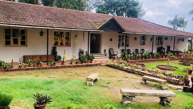 Sampigekhan Estate stay