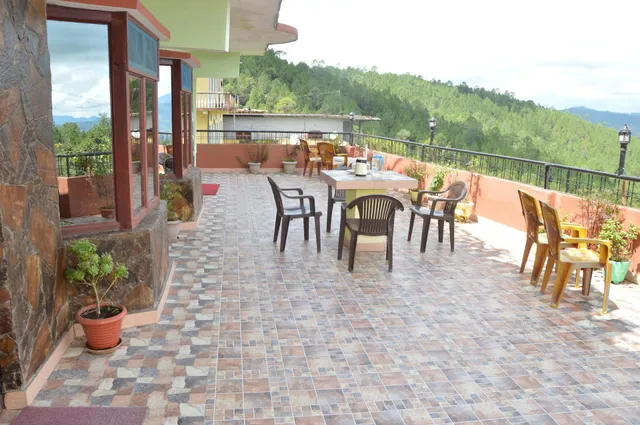 Himadri Home Stay ,Shitlakhet,Almora