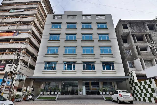 Hotel Limra - Best Budget Hotels | Top 10 Business Hotels in Vadodara