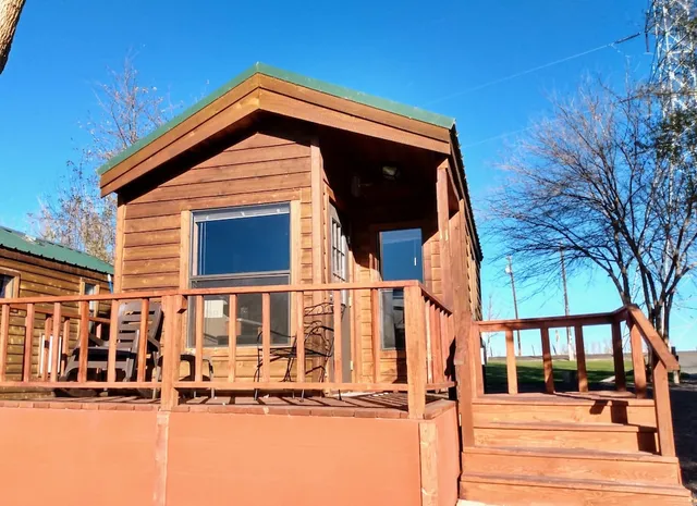 Billingsley Creek Lodging