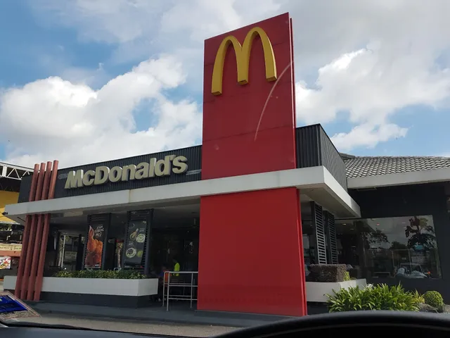 McDonald's Damansara Damai DT