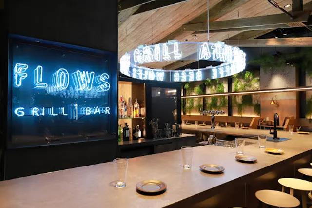 FLOWS GRILL | BAR Nakano