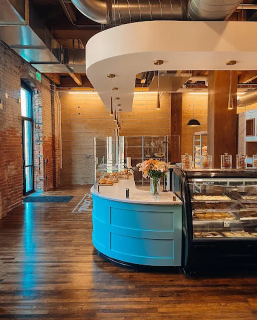 Sweet Magnolias Bake & Cake Shop - Millwork