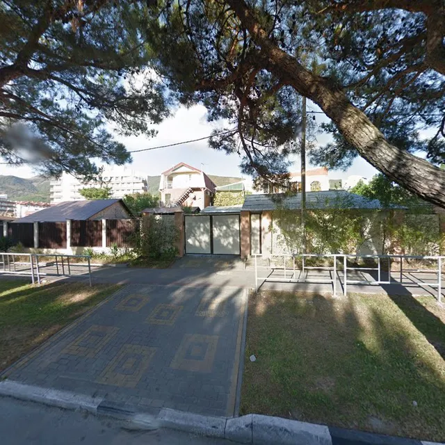 Guest house on Lunacharskogo 164