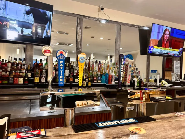 Glassi Restaurant & Bar