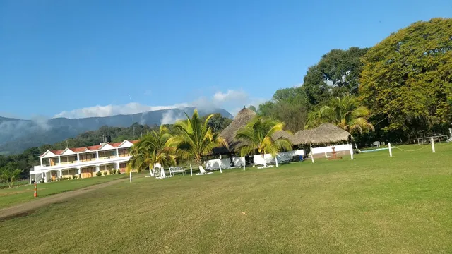 Hotel y Restaurante El Texano