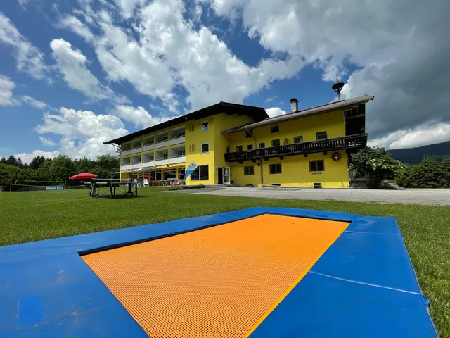 Jugendsporthotel Unterberg GmbH [Sportgästehaus Unterberg]