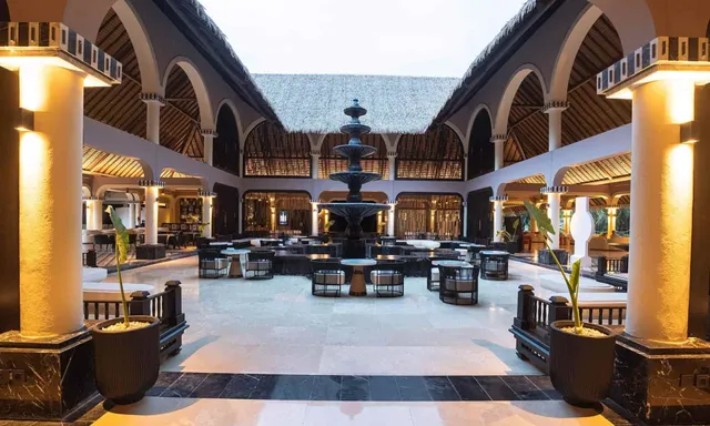 Grand Palladium Colonial Resort & Spa, a Registry Collectin Hotel