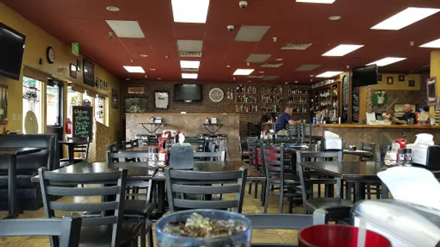 Robert's Italian Restaurant and Deli
