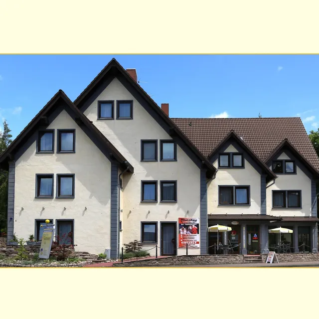 Hotel vier Spitzen - Kulturzentrum Niedersachsentor GbR