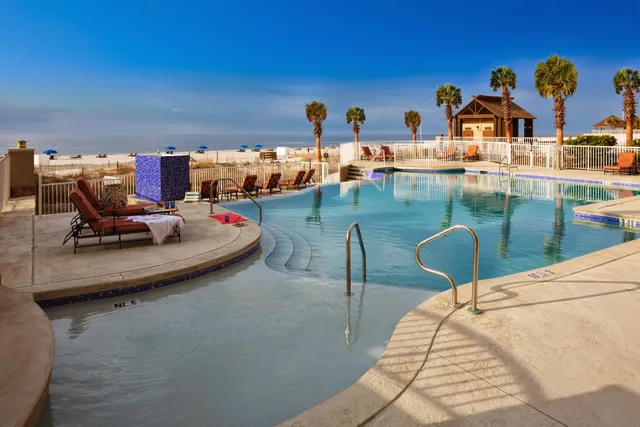 Escapes! To The Shores