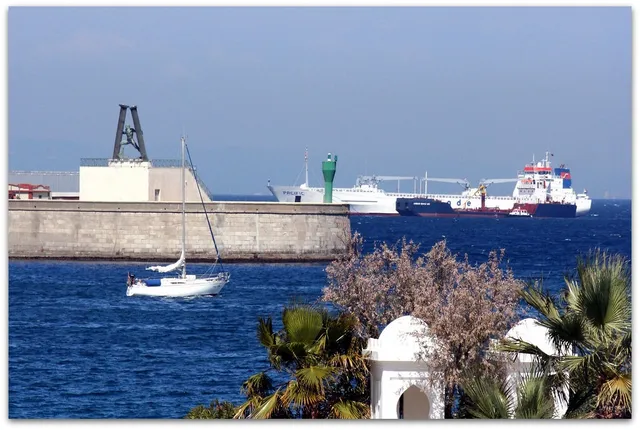 Los Hércules y la Unión del Mundo