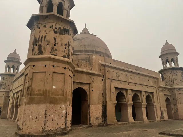 Tomb of Ikhlas Khan