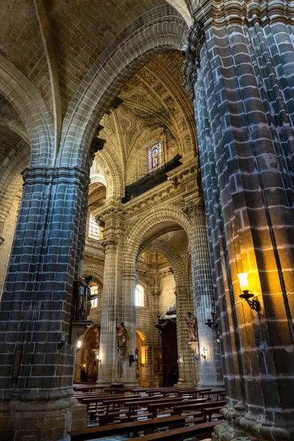 Cathedral of Jerez de la Frontera / Colegiata de Nuestro Señor San Salvador