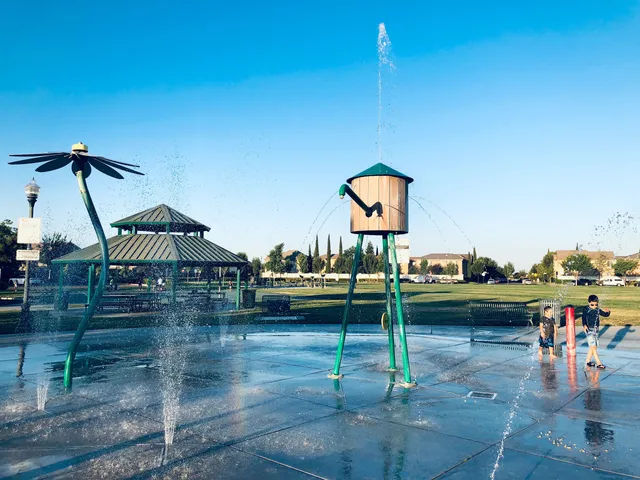 Mossdale Landing Kids' Water Feature