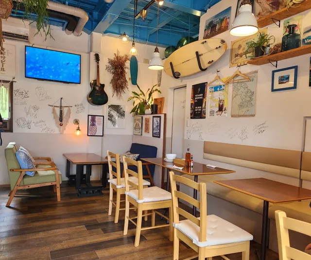 sea side bal Nansea's