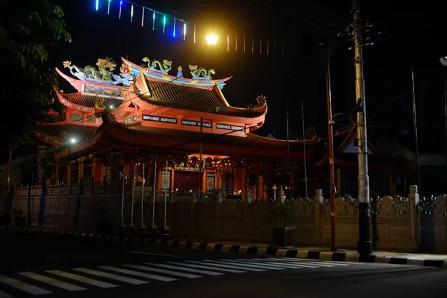 Klenteng Liong Hok Bio